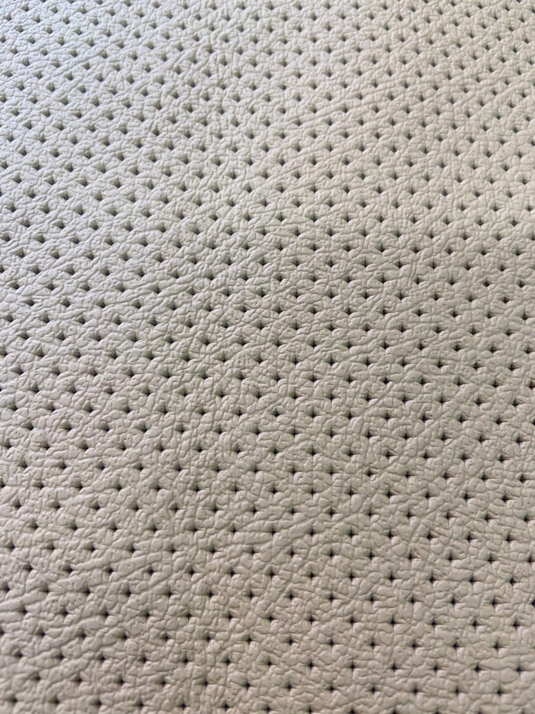 Servis Leather Perforation (Classic Mercedes Star)
